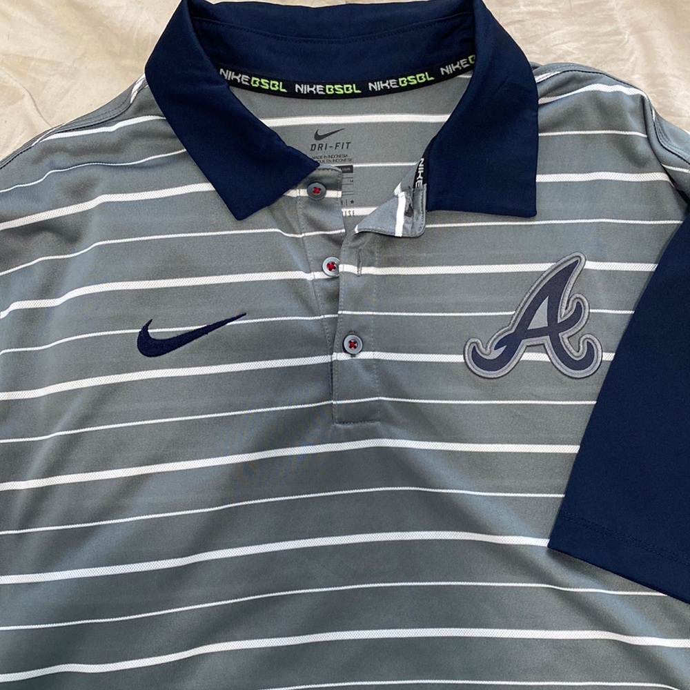 Dri-fit Atlanta Braves shirt